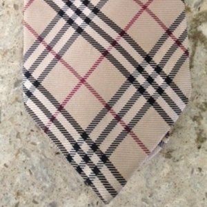 BURBERRY Silk Tie
